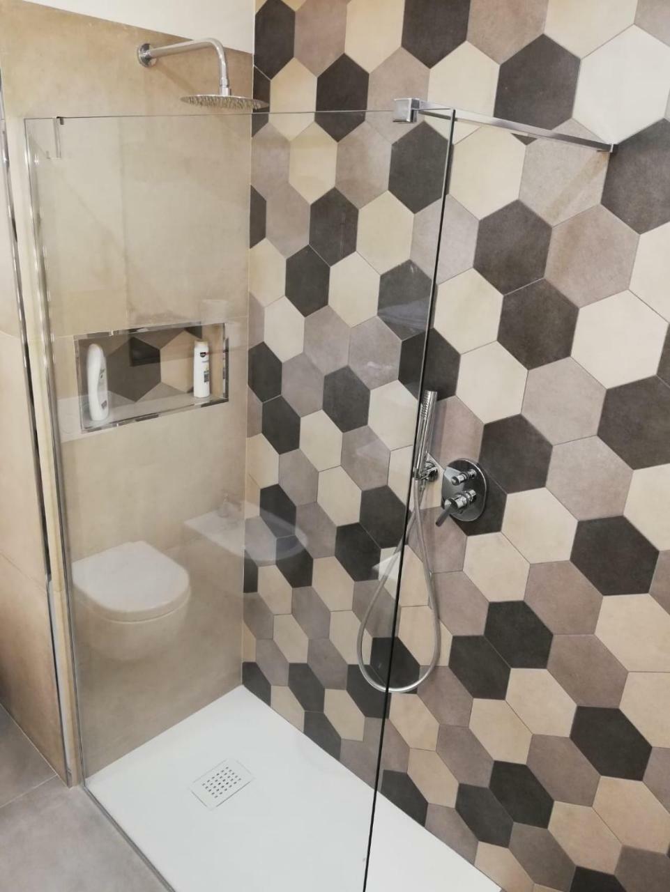 Dimora San Ferdinando 1 Apartment บารี ภายนอก รูปภาพ
